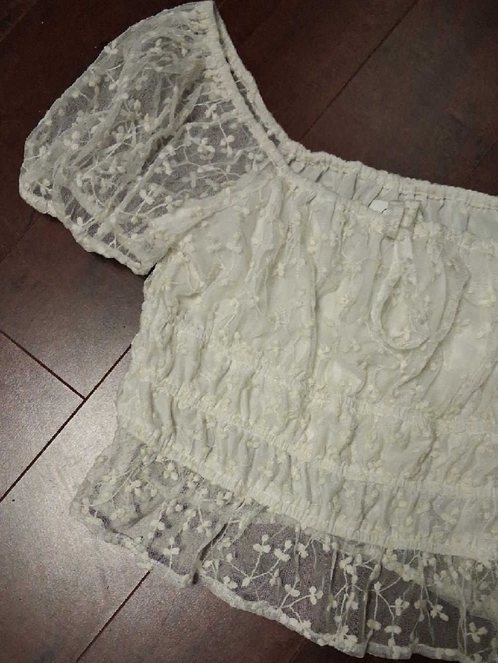 Japna White Floral Lace Puff Sleeve Cropped Top - Picture 5 of 7